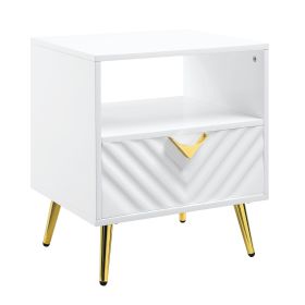 ACME Gaines End Table, White High Gloss Finish LV01140